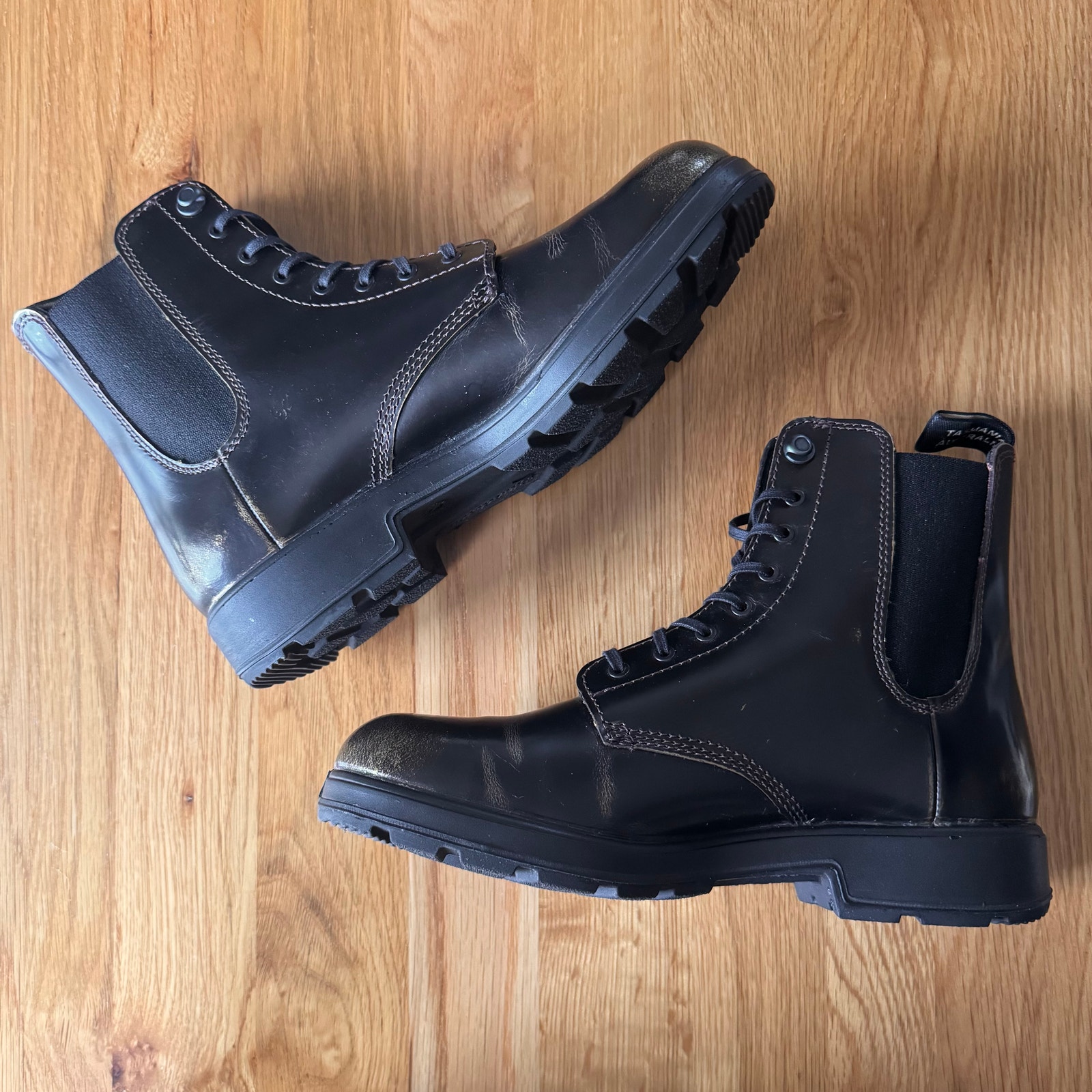 Blundstone Black Leather Lace-Up Ankle Boots